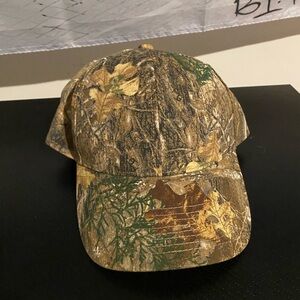 Camo Leaf Print Baseball Cap